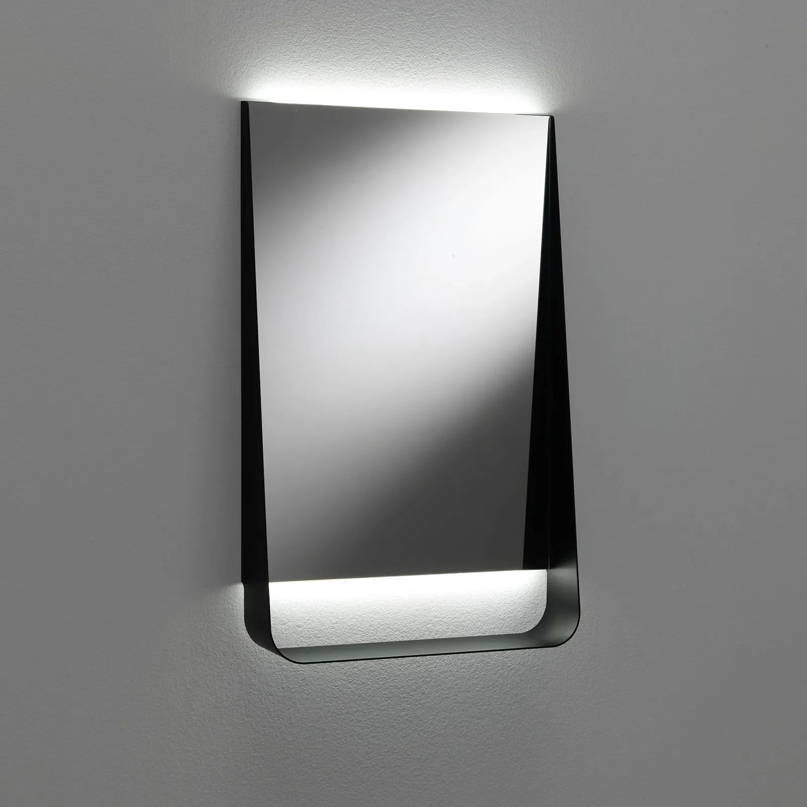 Specchio con mensola e led WING50