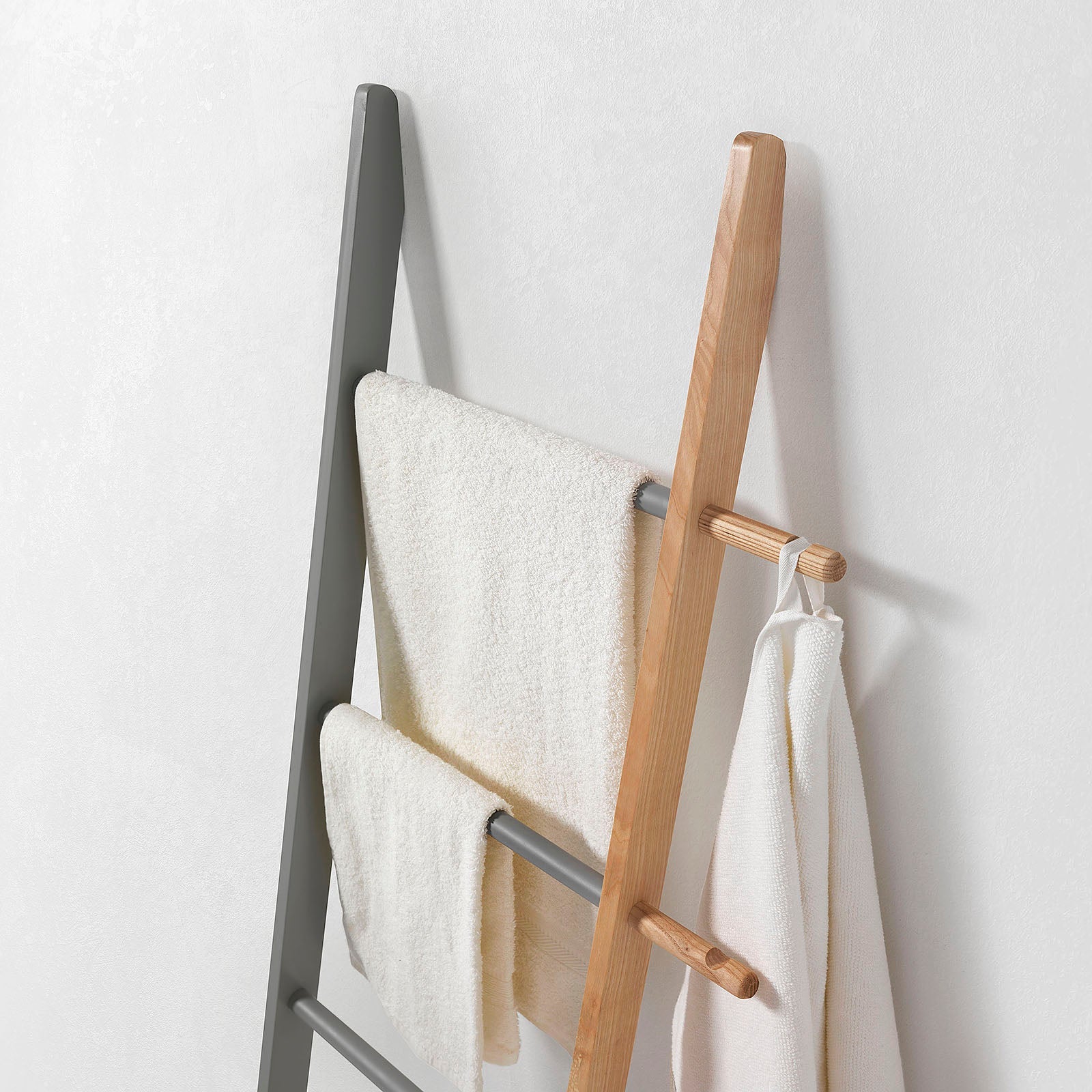 Scala porta asciugamani GIONN grigio