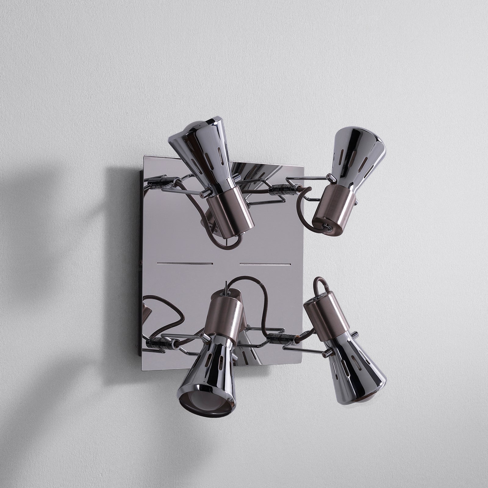 ROY verstellbarer Chrom-Strahler