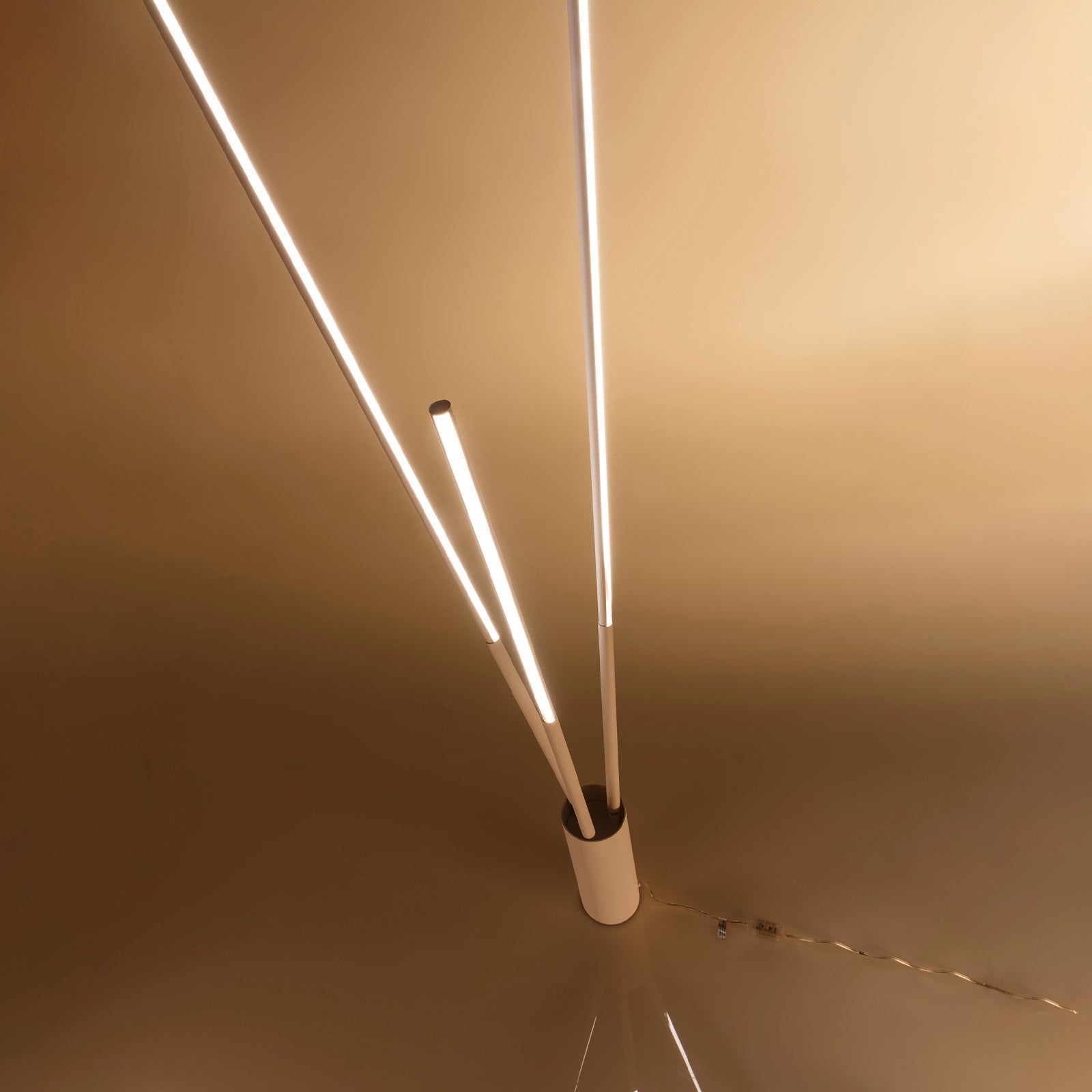 Lampada led da terra MELK