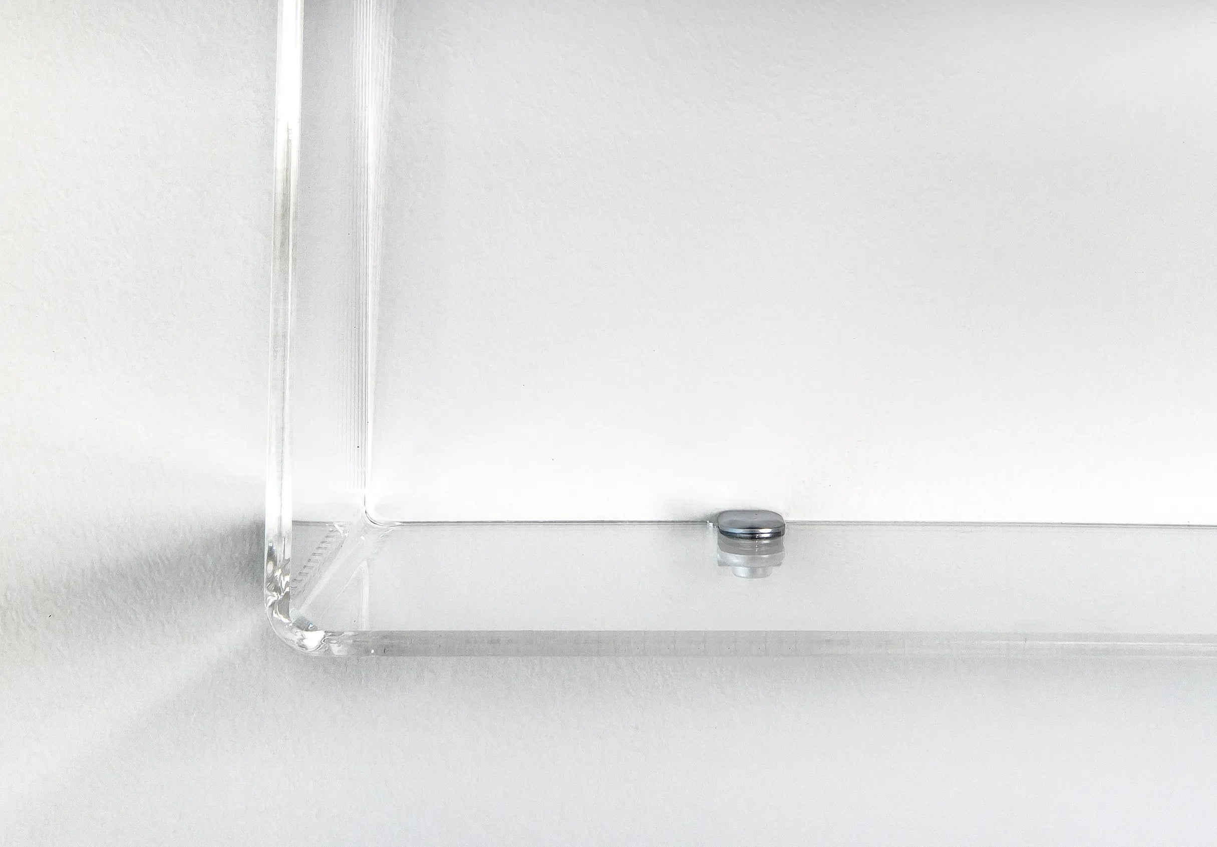 LINA transparentes Wandregal