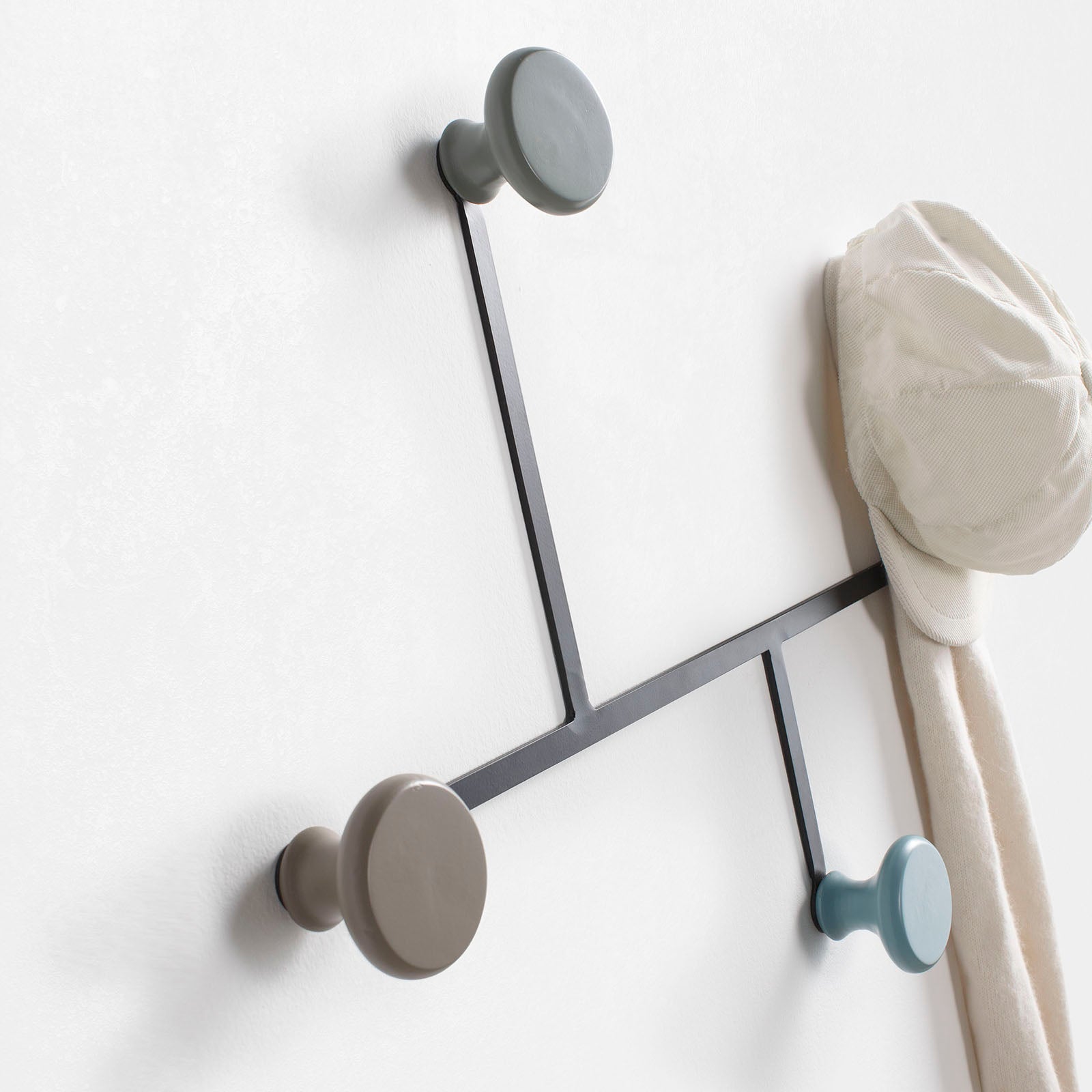 Appendiabiti da muro CLINT - 2