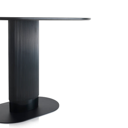 KOICH black table