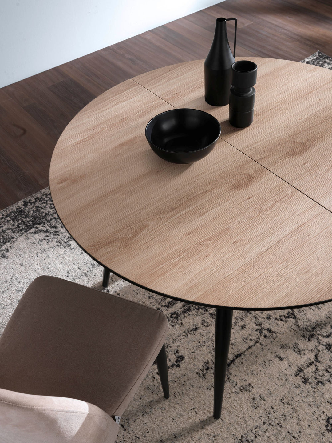 DEXTER extendable table