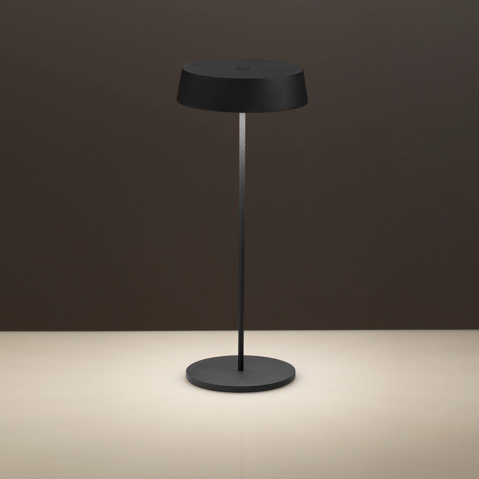 Wiederaufladbare schwarze Tischlampe BISTROT