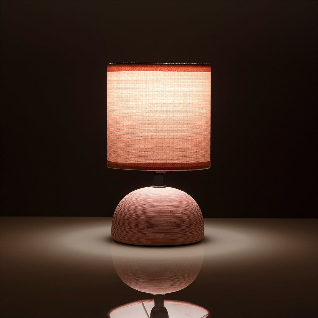 LYSS pink table lamp
