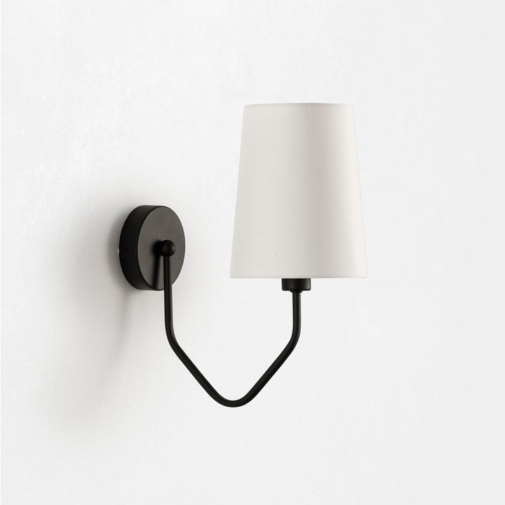 BERLIN black wall light