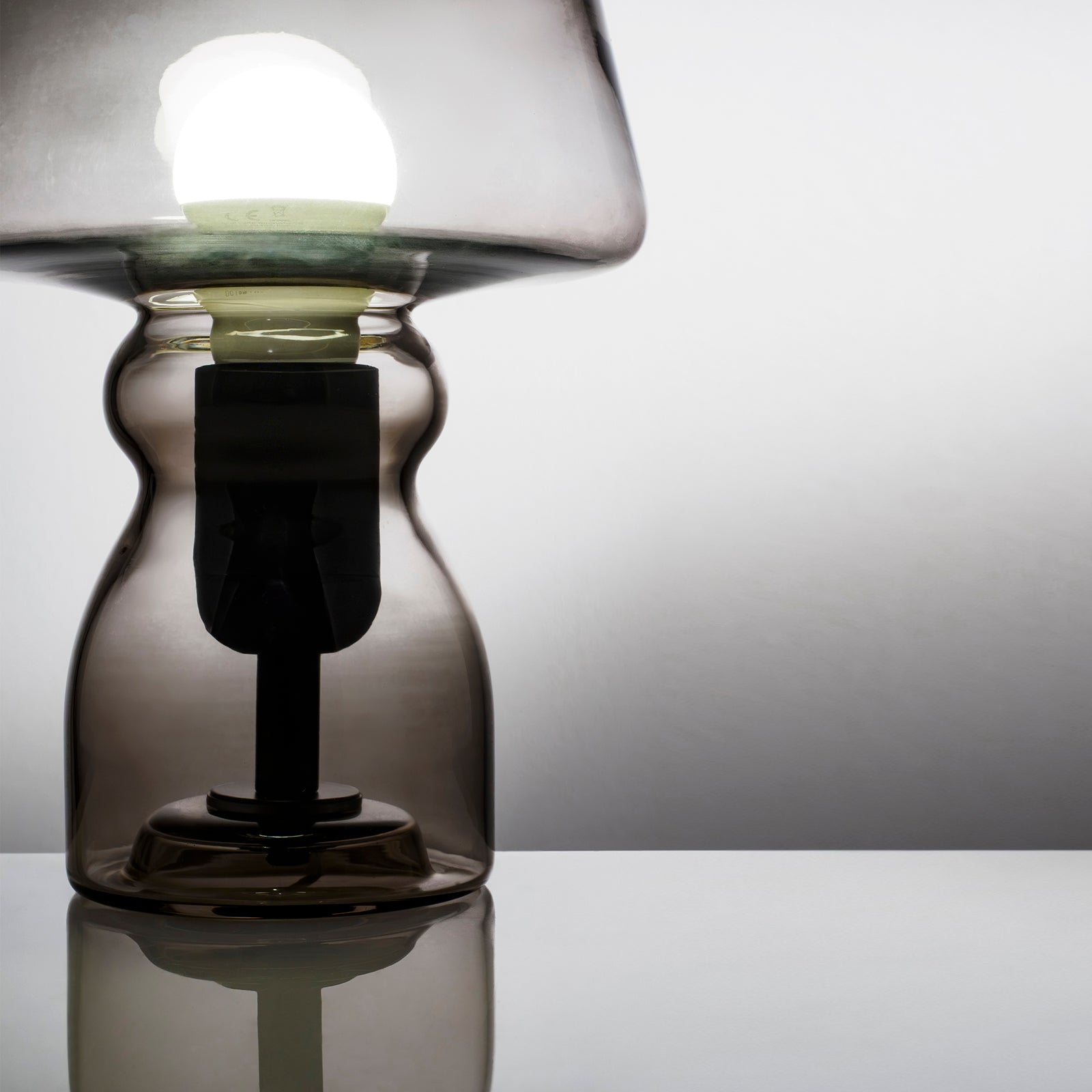 Lampada da tavolo NIVIS