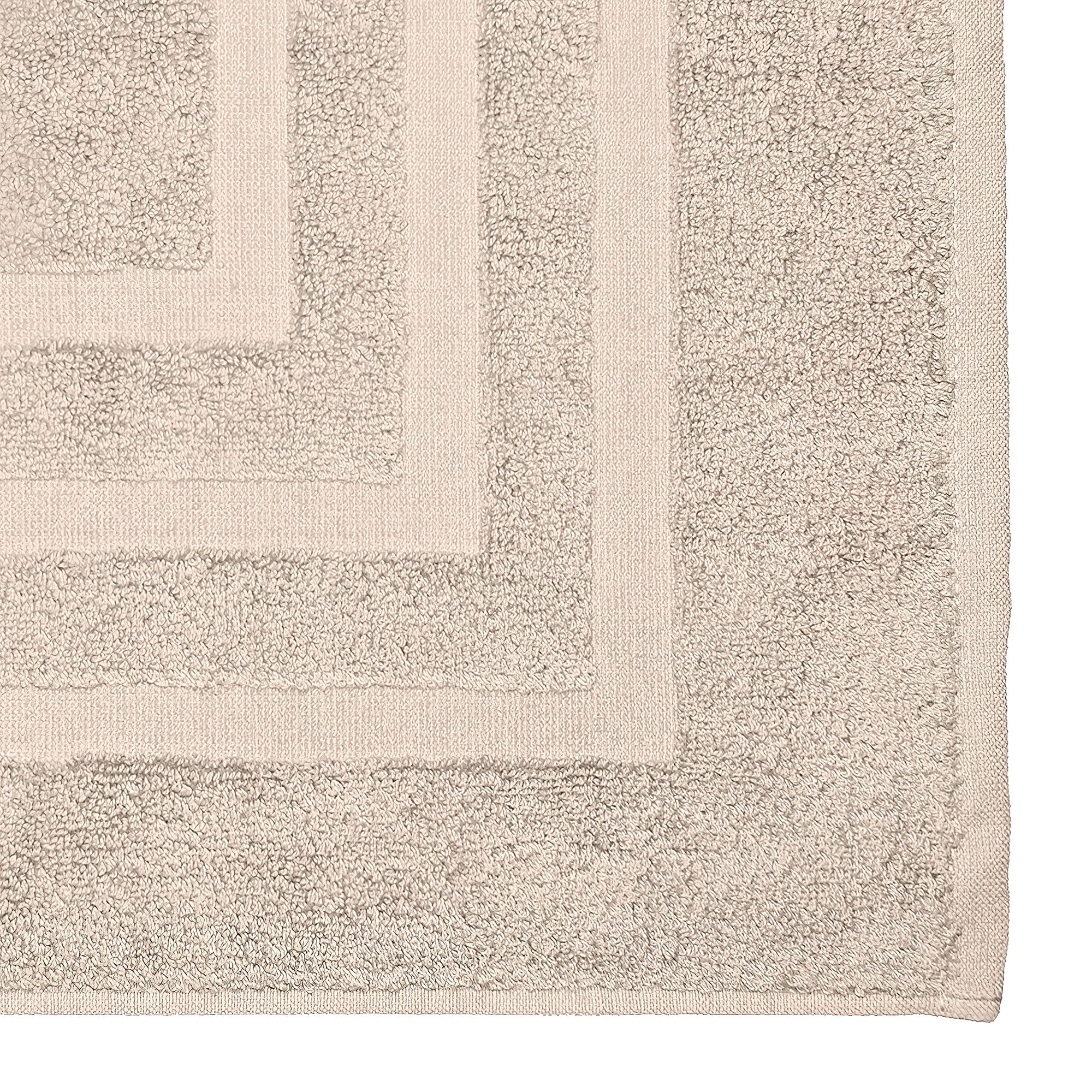 LOVELY dove grey bath mat