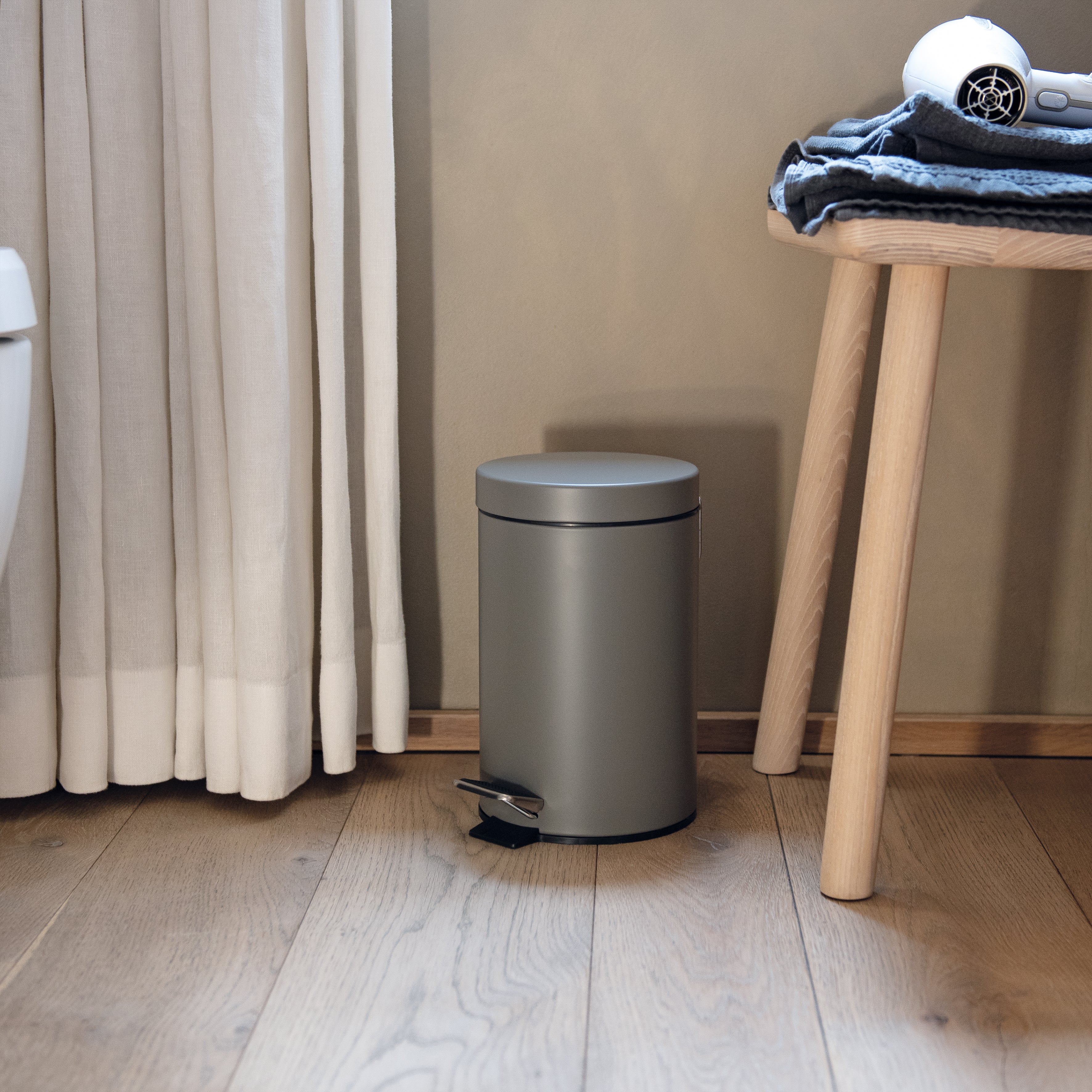 Bidoncino c/pedale 5L LELLO grigio