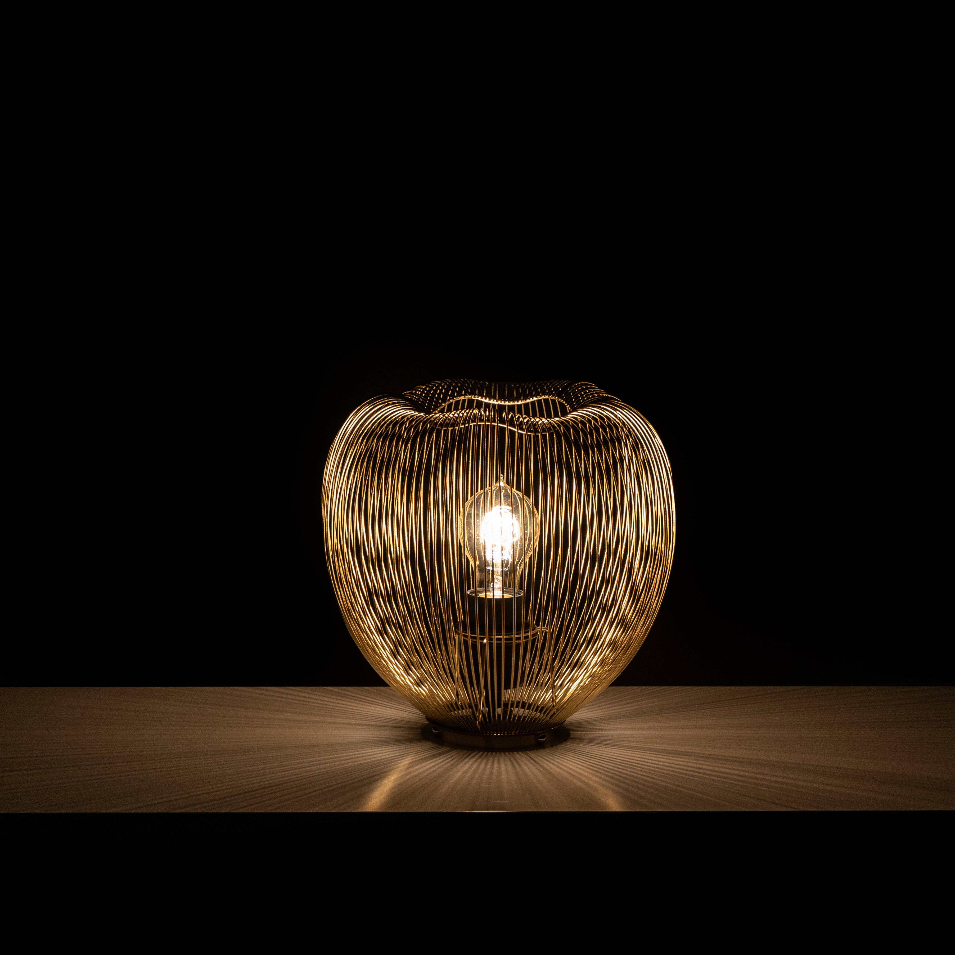 LUCREZIA brass table lamp