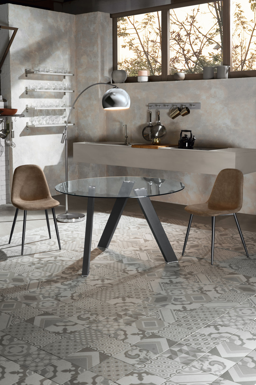 ETTRIAN anthracite table