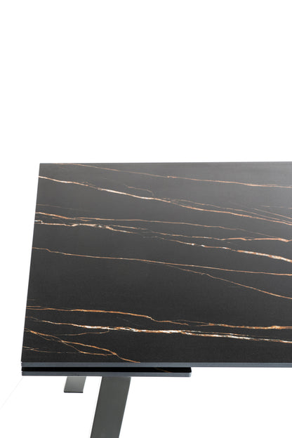 LEIK black extendable table