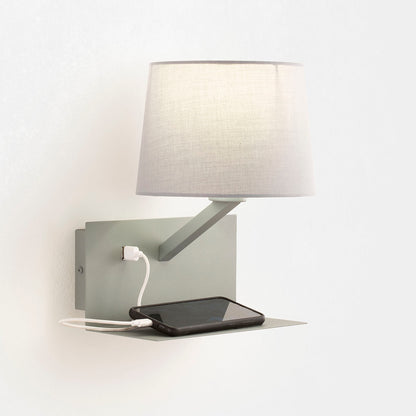 Graue KAARO Wandleuchte mit USB