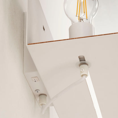 Weiße Wandleuchte INEZ mit USB