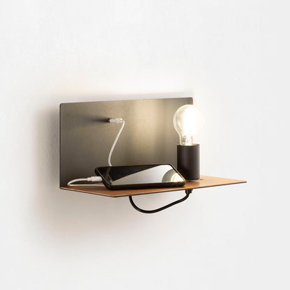INEZ schwarze Wandleuchte mit USB
