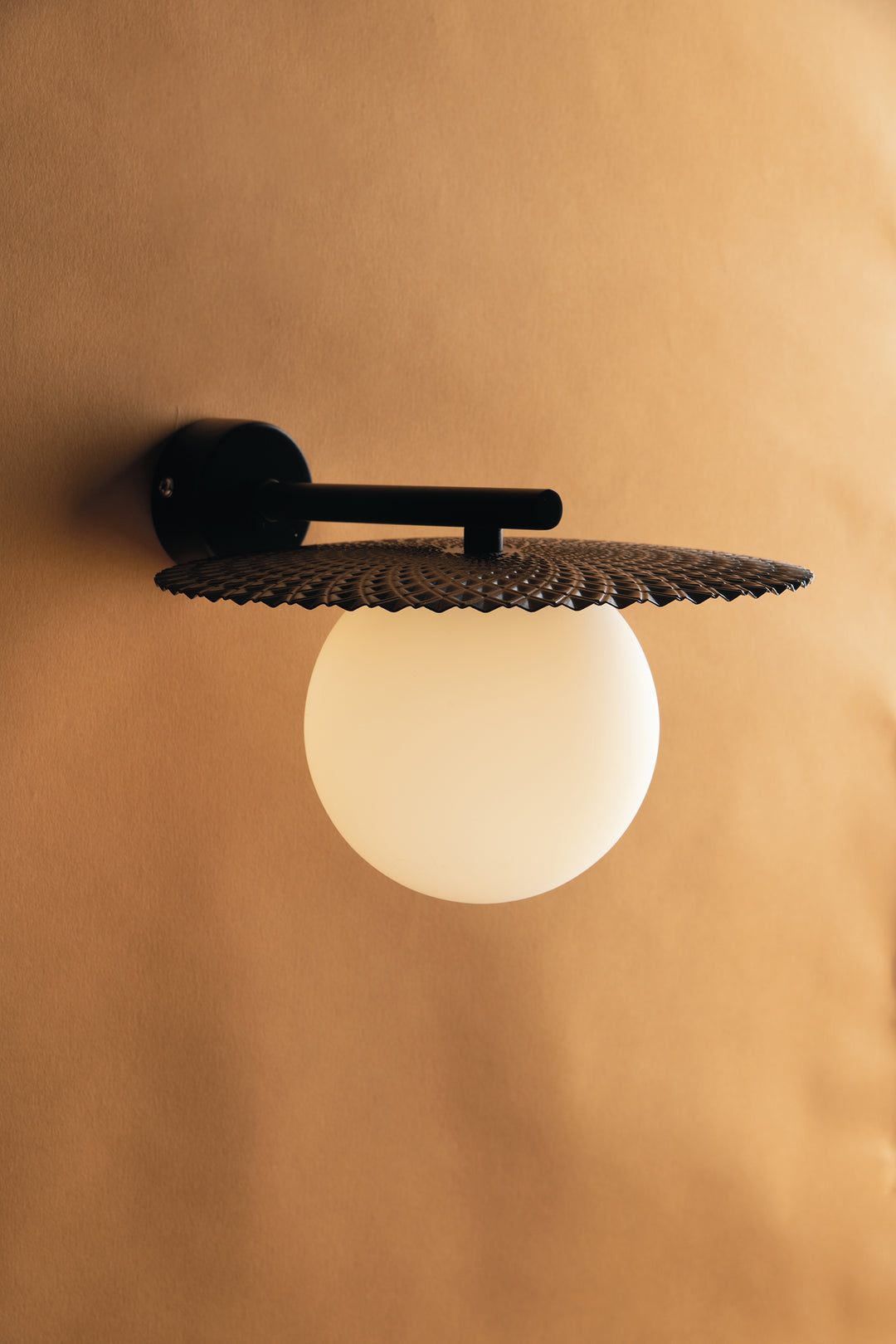 Black BOSHI wall light