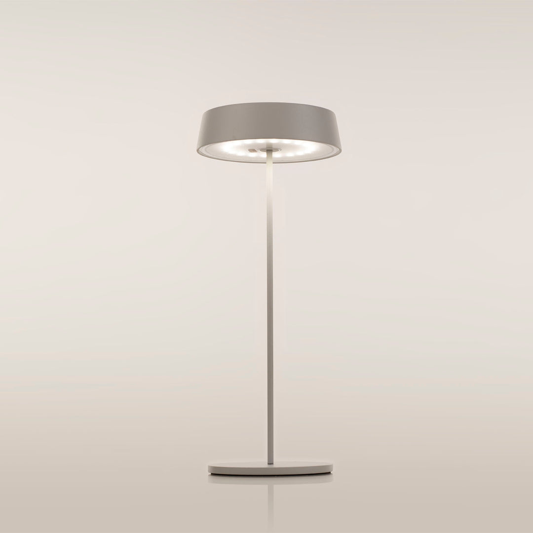 White BISTROT rechargeable table lamp