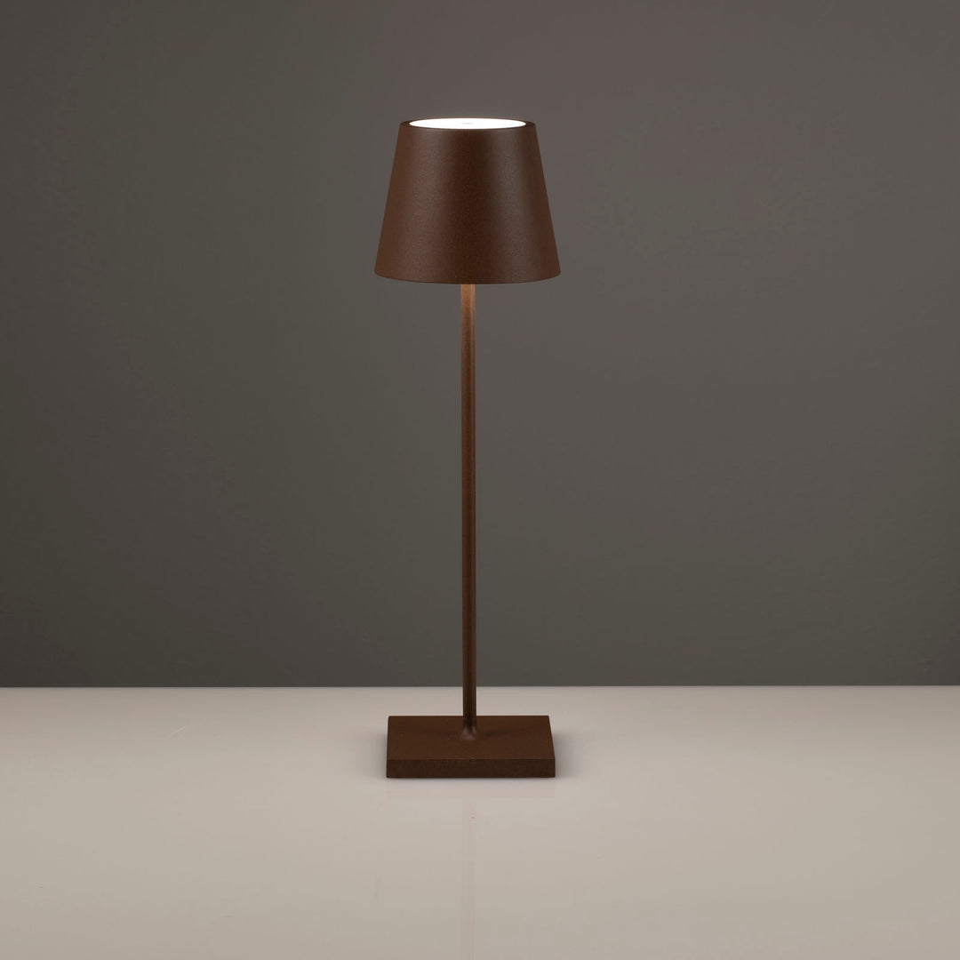 KIMA corten rechargeable table lamp